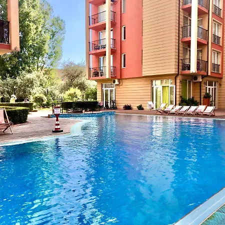 Sunny View - Menada Apartment