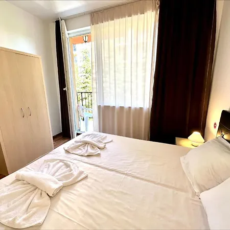 Apartment Sunny View - Menada *